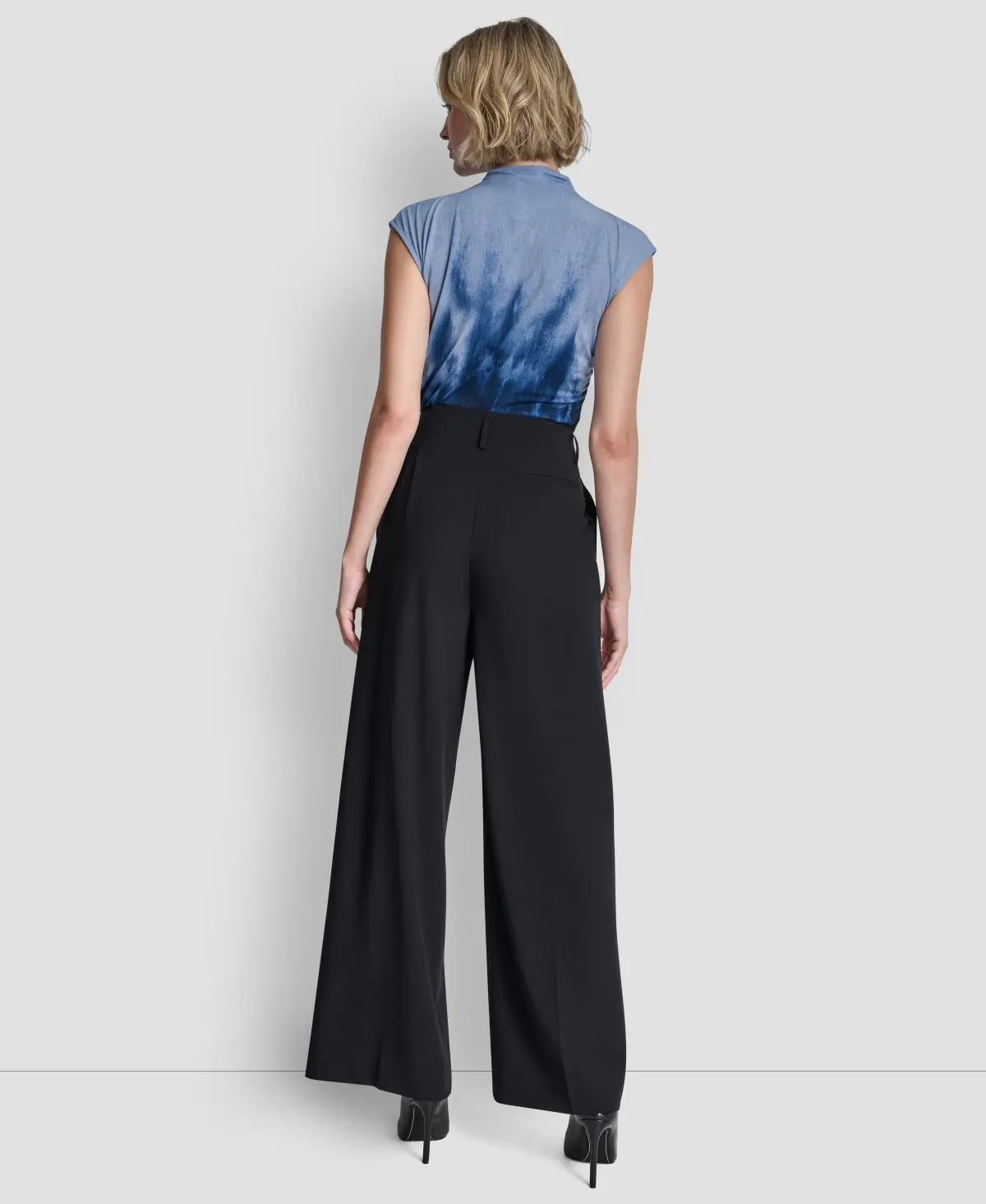 DKNYDU20925_36_UK5P7780_NVY_ALT2