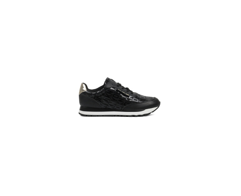 Jahari Tennis 1