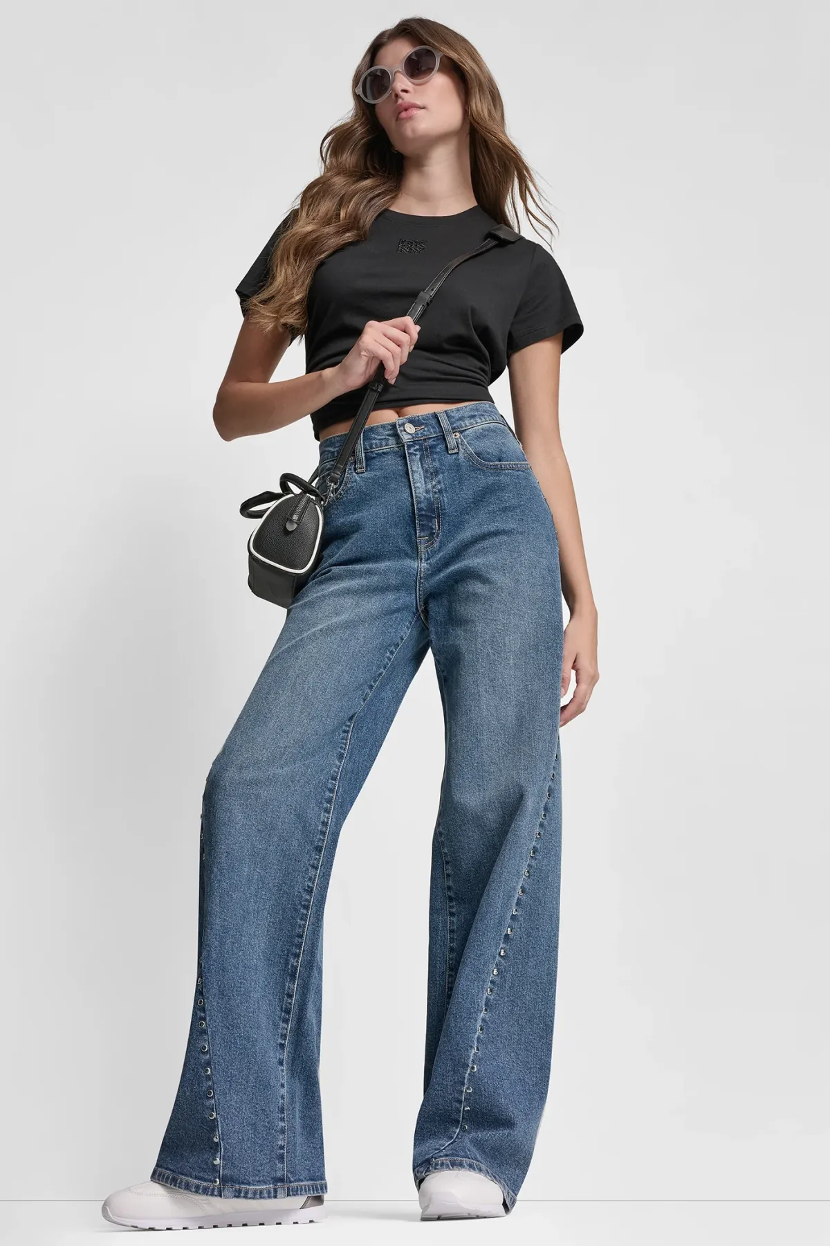 DKNYDJ22025_71a_DJ6M4228_YJQ_RETAIL