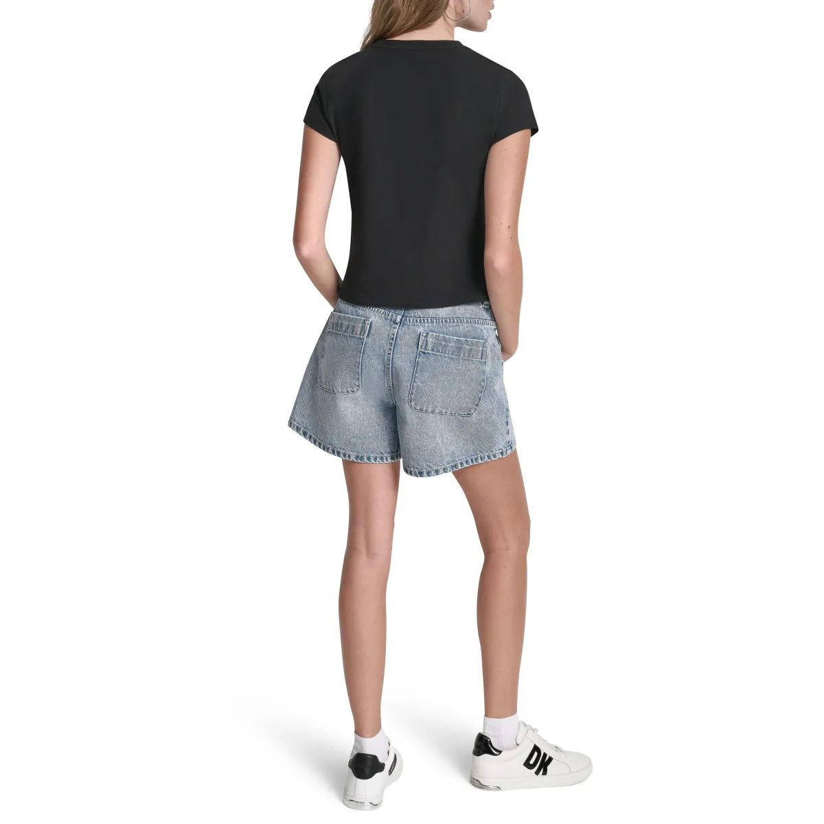 DKNYDJ23125_10_DJ6T1740_BSV_ALT2