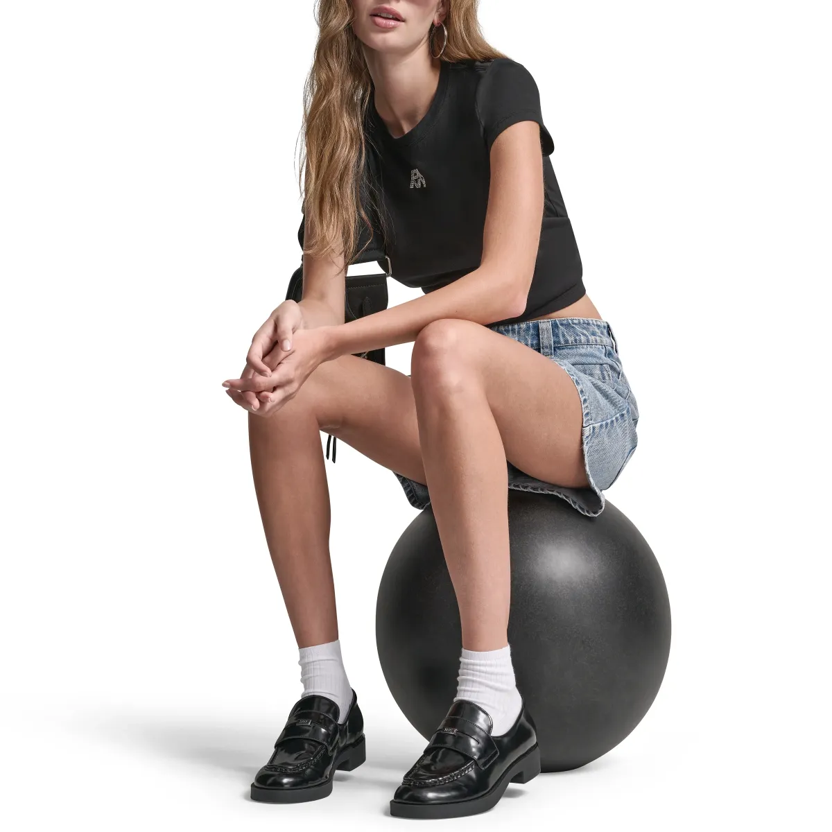 DKNYDJ23125_10_DJ6T1740_BSV_ALT5