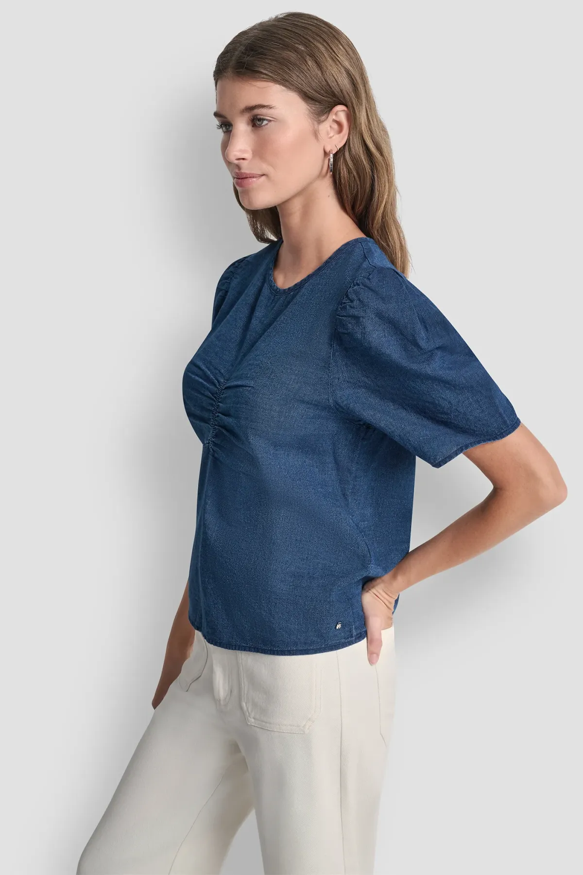 DKNYDJ24825_71_DJ6W2255_IND_S