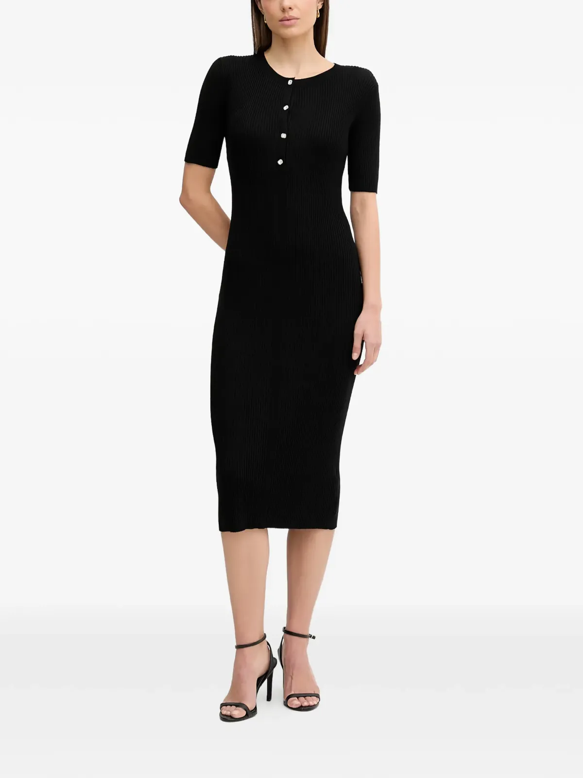 DJ6R0948 blk 1