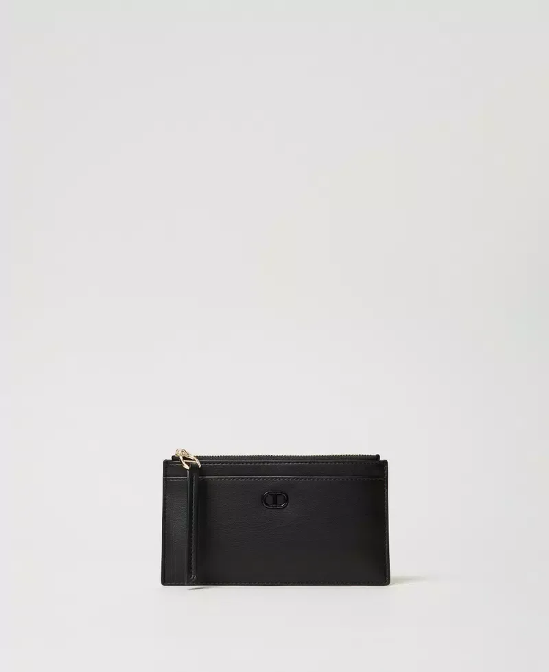 251TH7040_00006_01