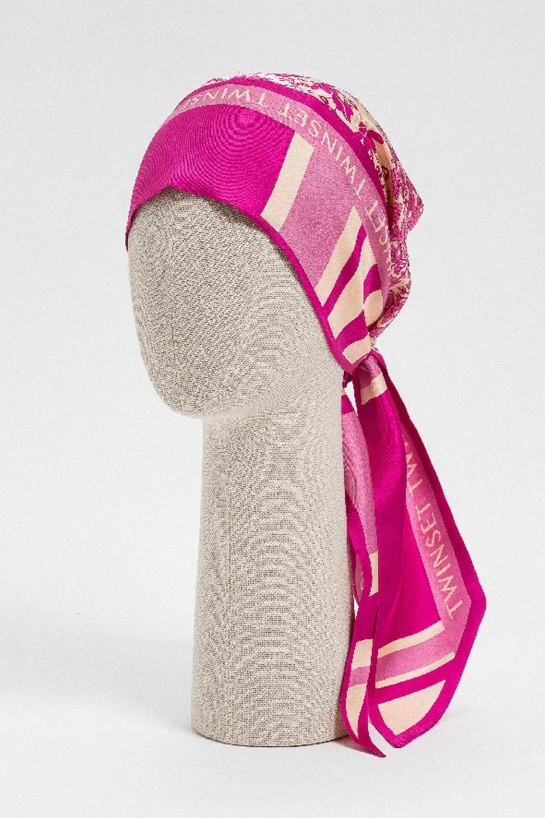 twinset-scarf-onmodel-261to5150_1800x1800