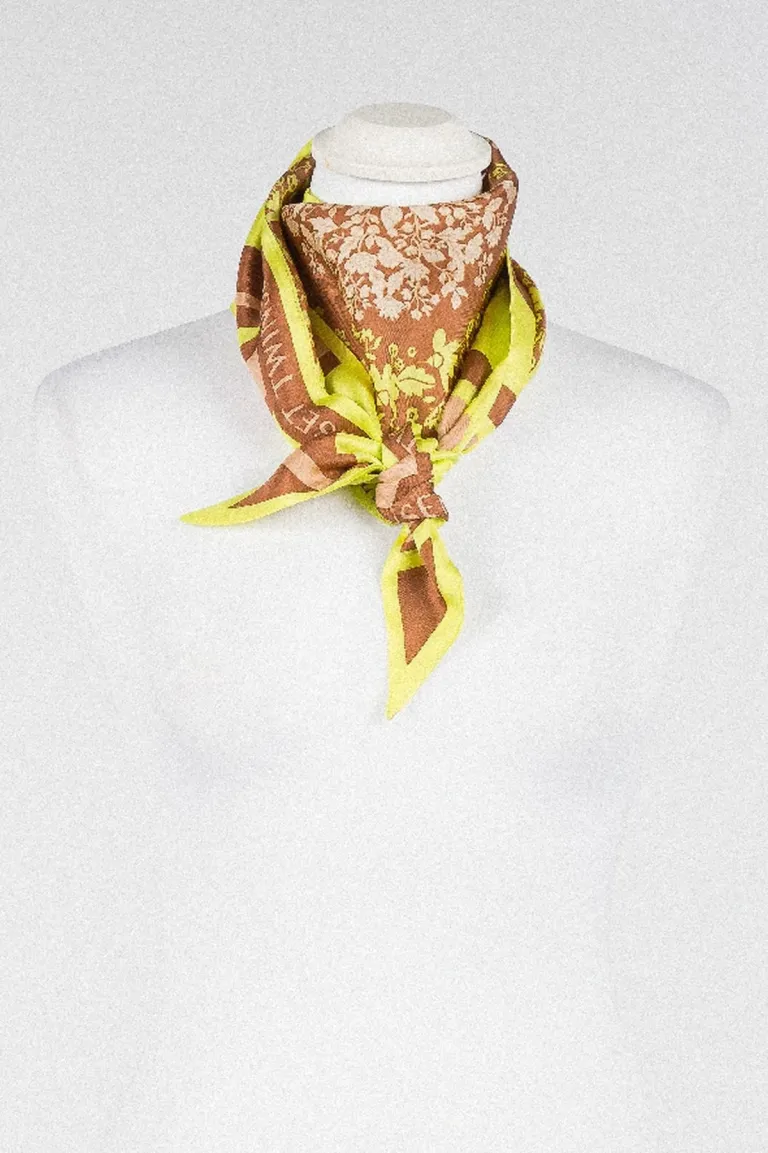 twinset-scarf-thumbnail-261to5150_1800x1800