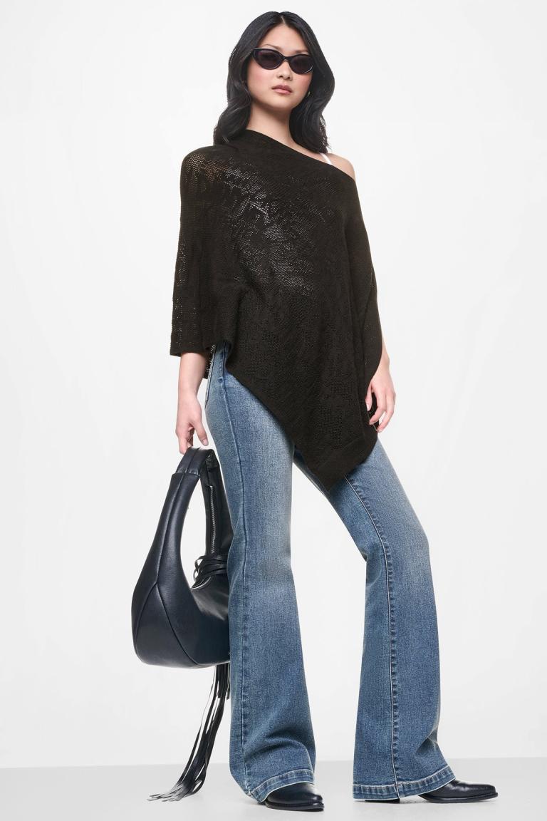 DKNYDJ08726_63a_DJ6R0981_BLK_RETAIL