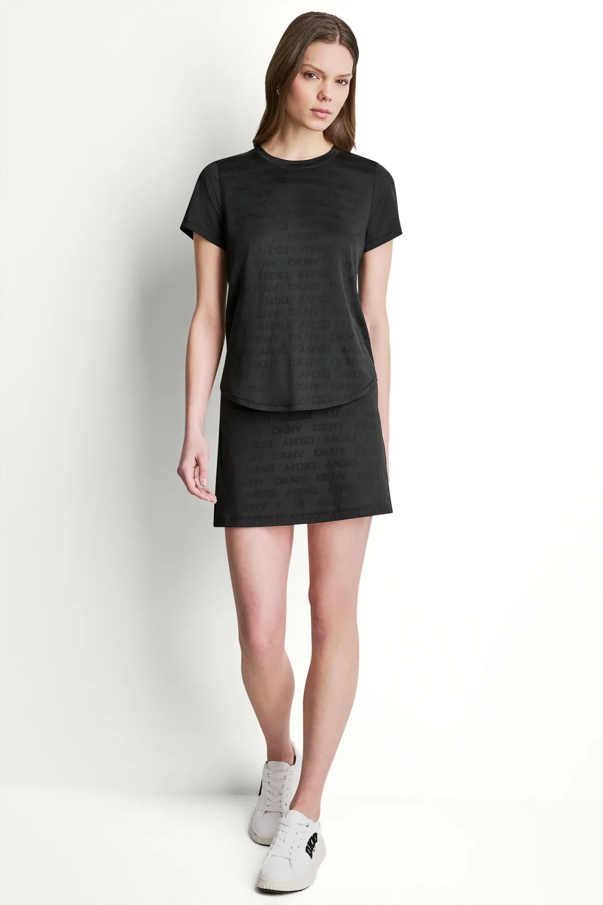 DKNYDP02526_15_DP6T1698_BLK_ALT1_56ab72f7-c7e7-42b9-a59f-0331dcc7e0d1