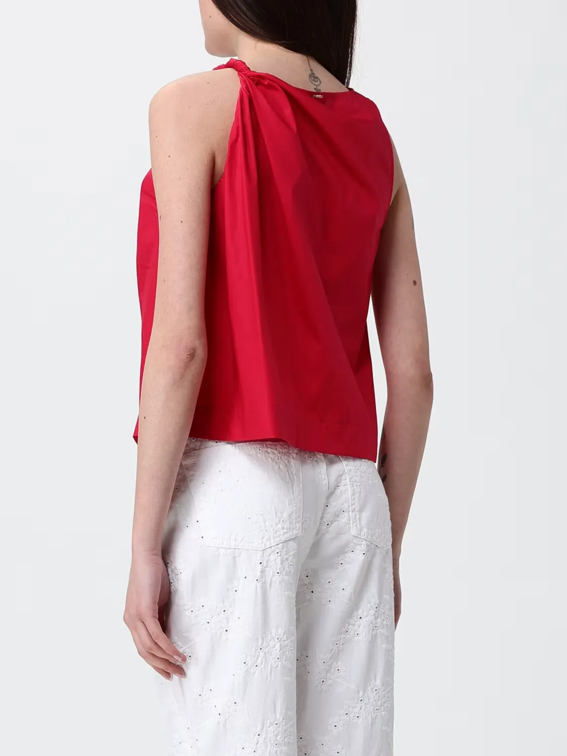 261TT2024 Red 2