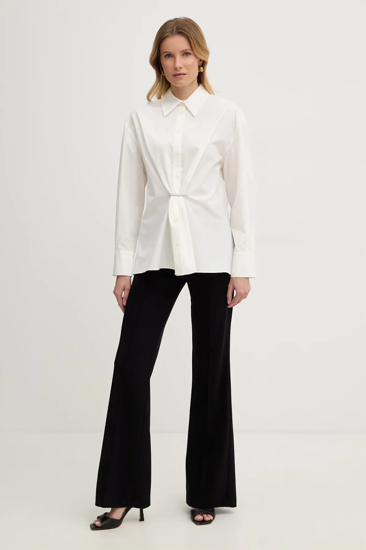 261TE2010 White 2