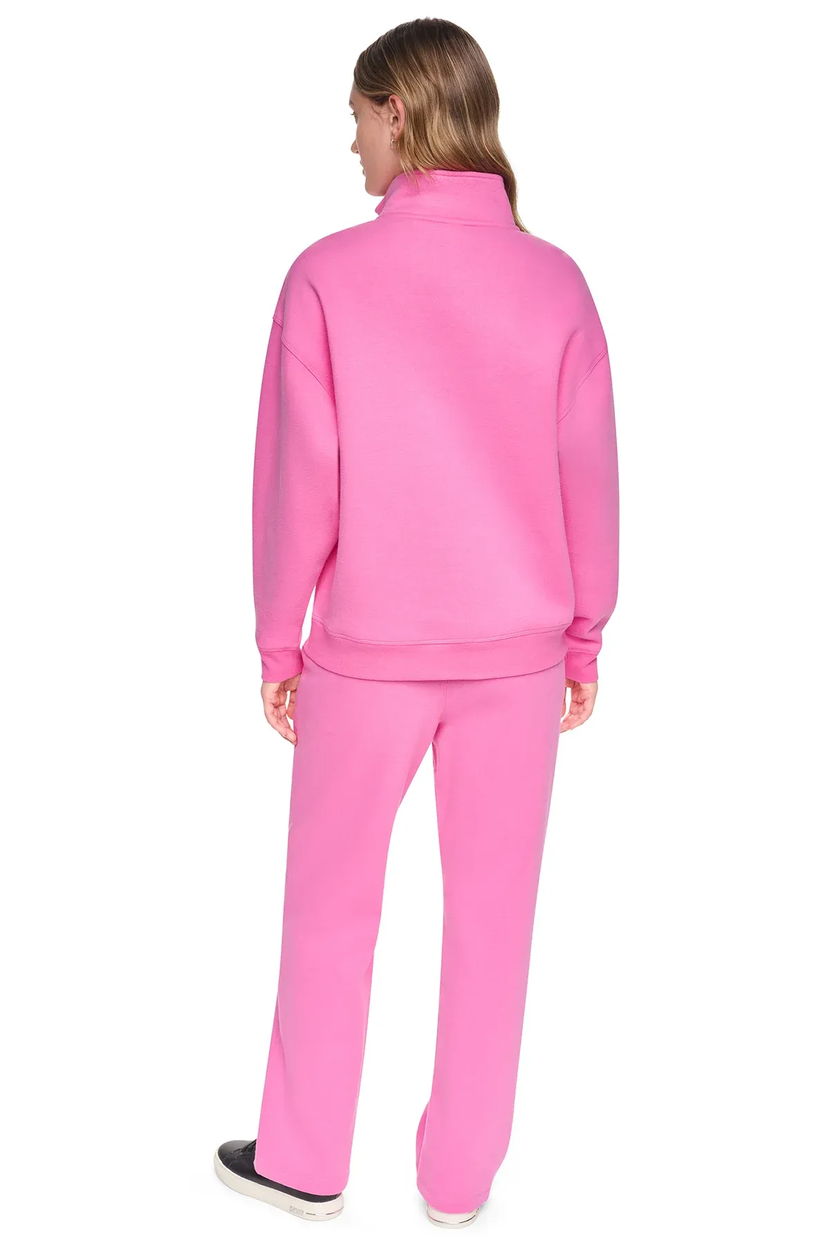 DKNYDP11126_70_DP6T1652_TFY_ALT2