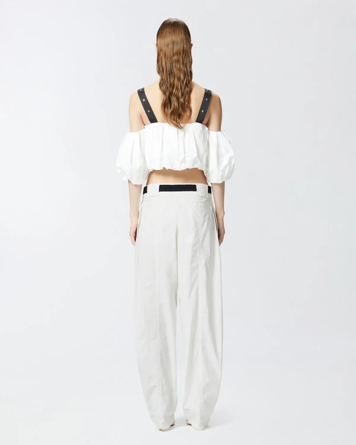 WHT 4